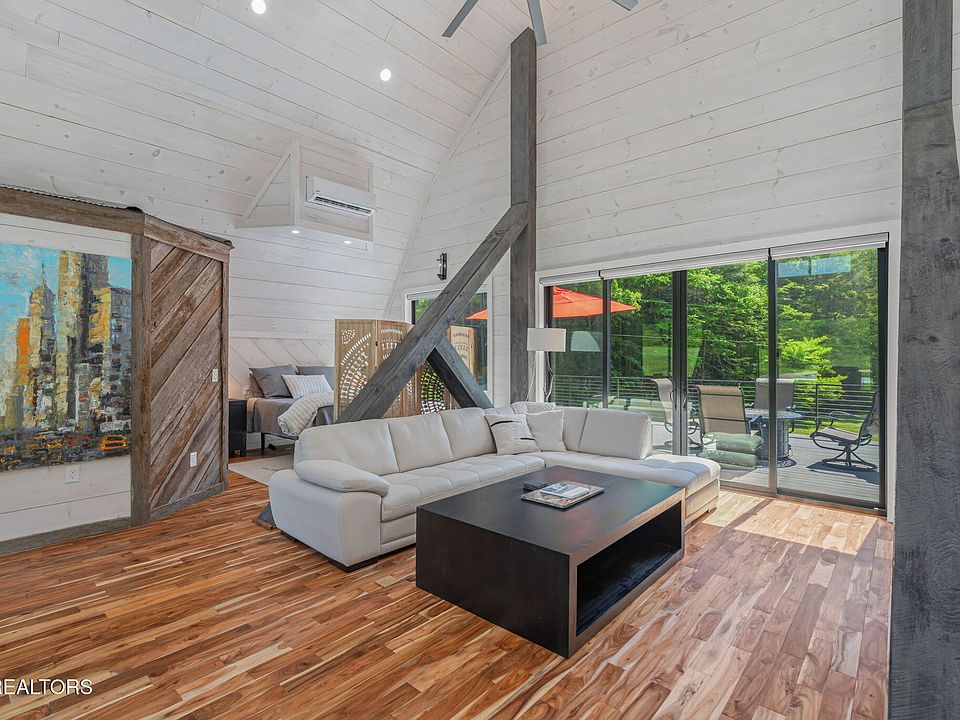 19th image of 2380 Rafter Rd