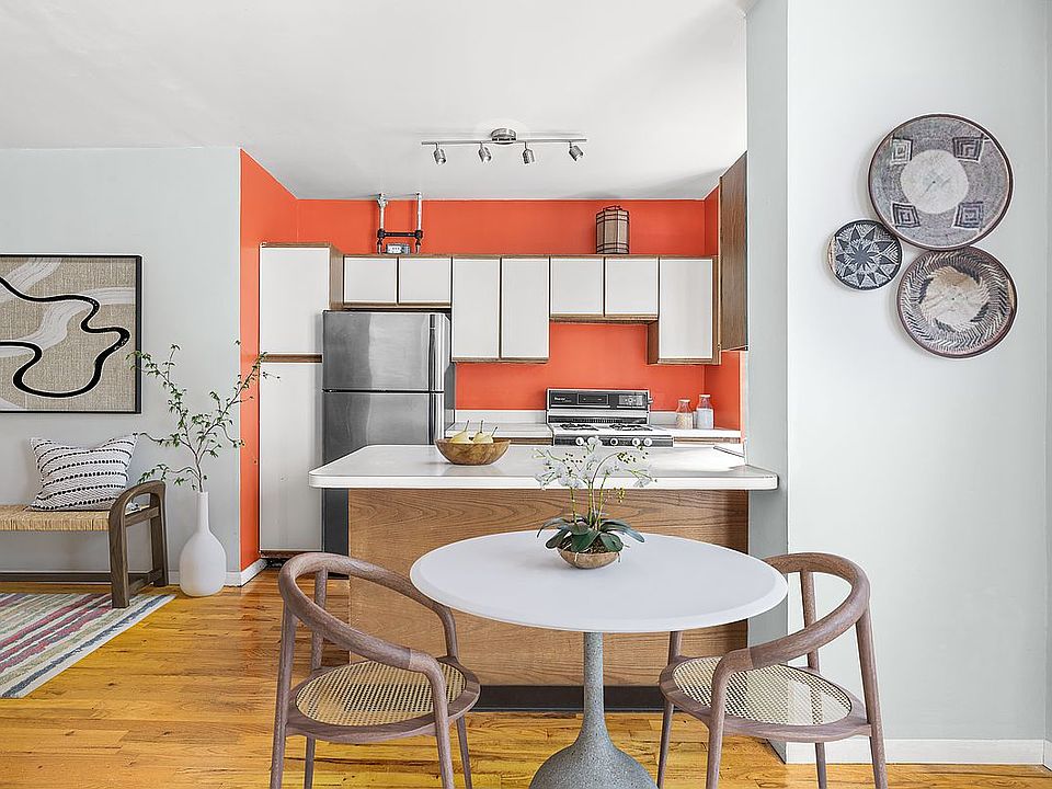 1st image of 510 W 123rd St APT 23
