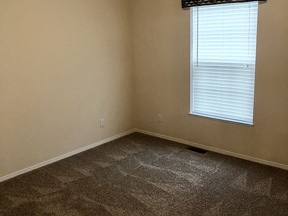 4th image of 26123 E Cherokee Dr