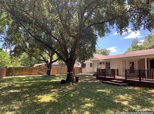 1702 N Fowler St, Beeville, TX 78102