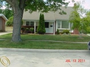 13840 Huntington St, Riverview, MI 48193