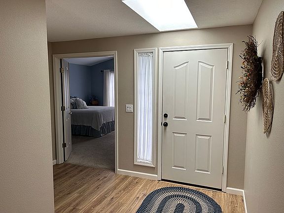 4th image of 17517 SE 30th Cir