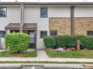 6413 Kindred Sq, West Carrollton, OH 45449