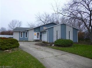 35931 Laurel Cir, North Ridgeville, OH 44039