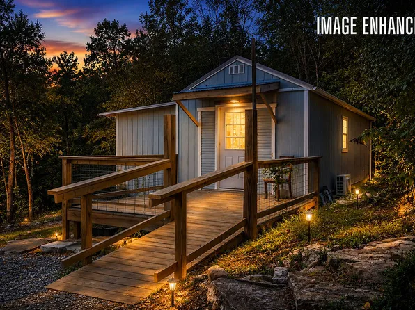 209 Hill St, Winslow, AR 72959
