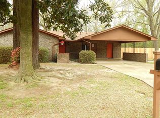 212 Nottingham Dr, Nacogdoches, TX 75961