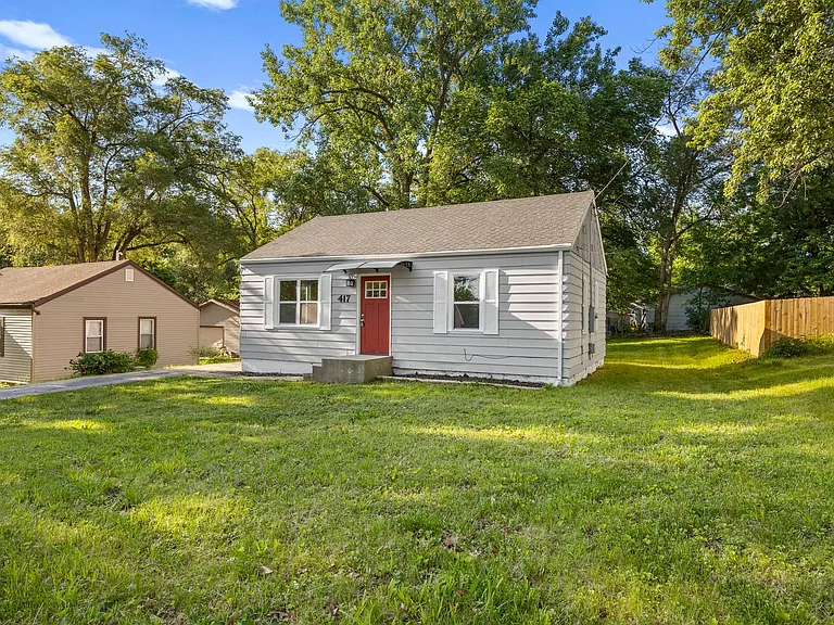 417 E Wall Ave — Photo 16