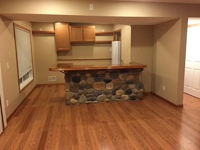 2 bed, 1596 sqft, $2,025 — Photo 4