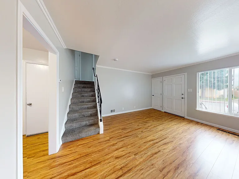 2377 Downer Ave — Photo 4