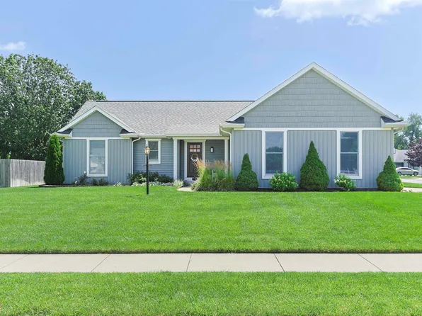 10879 Gorden Setter Dr, Osceola, IN 46561