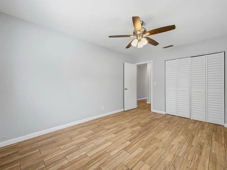 3561 Oberon Ave — Photo 8