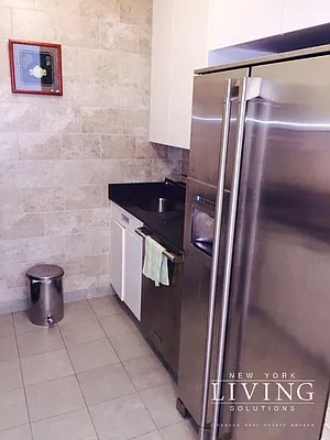 Rented by NY Living Solutions | media 27