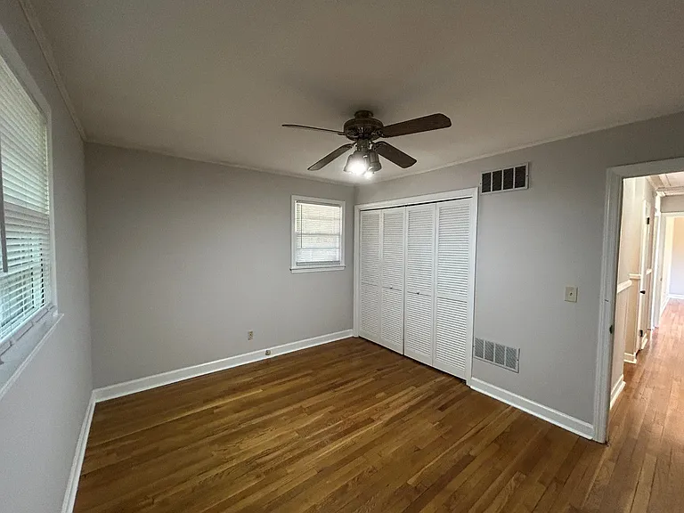 523 Colonial Dr — Photo 34