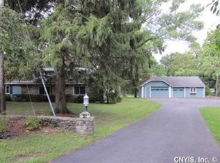 353 Sunset Beach Rd, Auburn, NY 13021