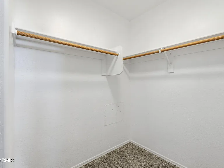 11402 W Alvarado Rd — Photo 42