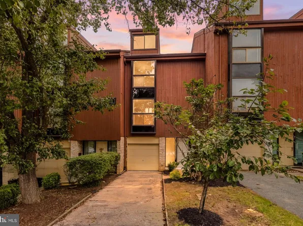 5530 Vantage Point Rd, Columbia, MD 21044