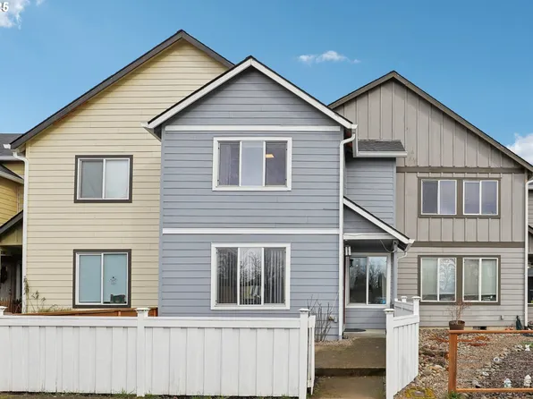813 Village Pl, Dayton, OR 97114