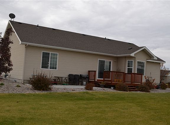 2nd image of 3416 White Pine St