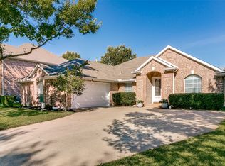 1904 Honey Mesquite Ln, Flower Mound, TX 75028