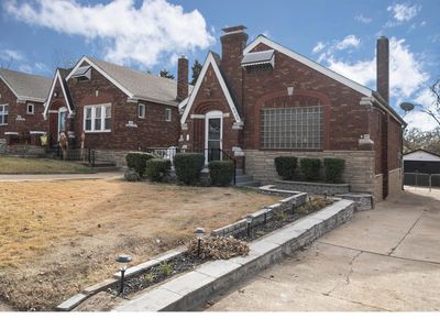 9436 Alpine Dr, Saint Louis, MO, 63123