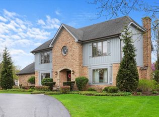 301 Hambletonian Dr, Oak Brook, IL 60523