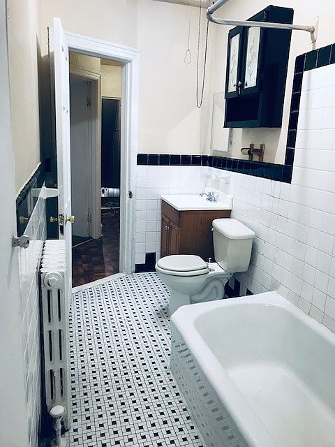 2nd image of 283 Spring St APT 2