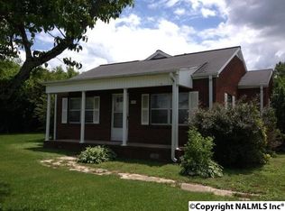 504 Section Line Rd, Albertville, AL 35950