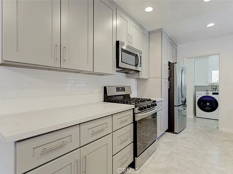 3585 El Lado Dr — Photo 16