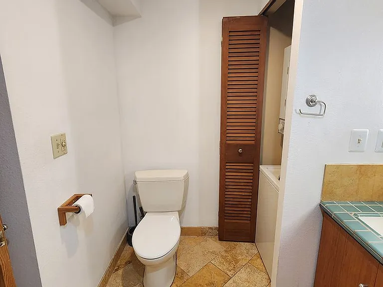 601 NW 22nd Ave — Photo 15