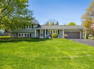 21 Saxony Rd, Pittsford, NY 14534