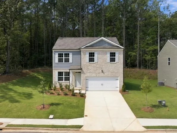 8169 Coldstream Dr, Fairburn, GA 30213