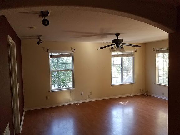 2nd image of 7123 Mariposa Ave