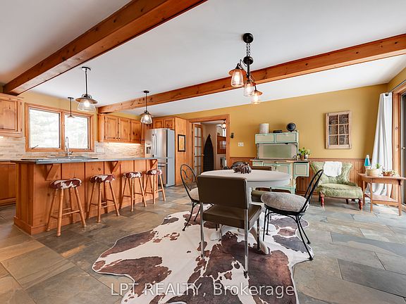 2nd image of 3923 Guest Rd