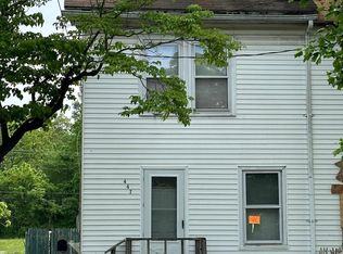 447 S 2nd St, Millville, NJ 08332