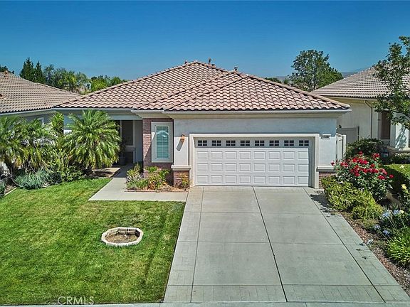 4th image of 930 Avenal Way