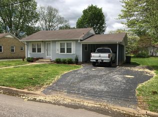 811 N Military St, Lawrenceburg, TN 38464