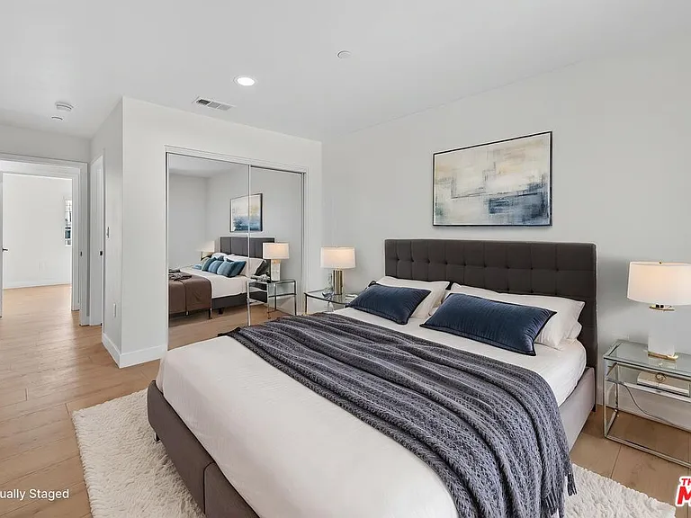 3436 Hunter St — Photo 46