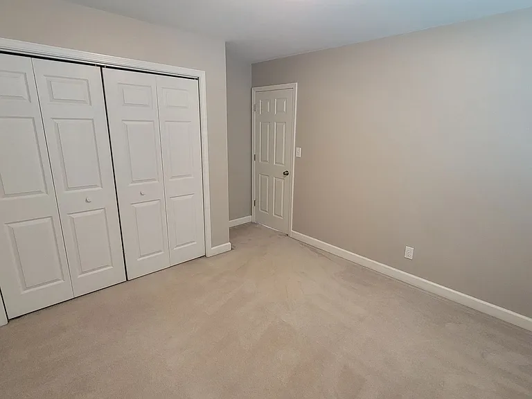 95 River Park Ln — Photo 16