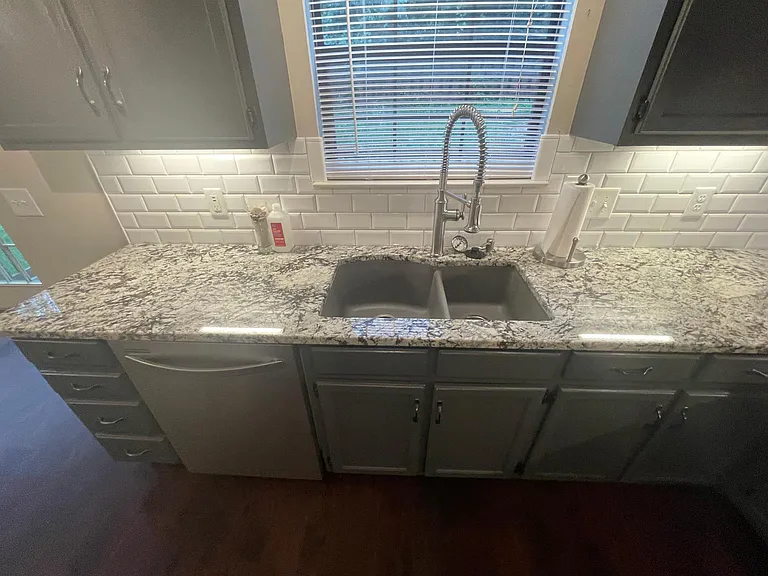 1013 Cobble Pl — Photo 6