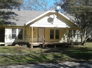 1412 Locust St, Commerce, TX 75428