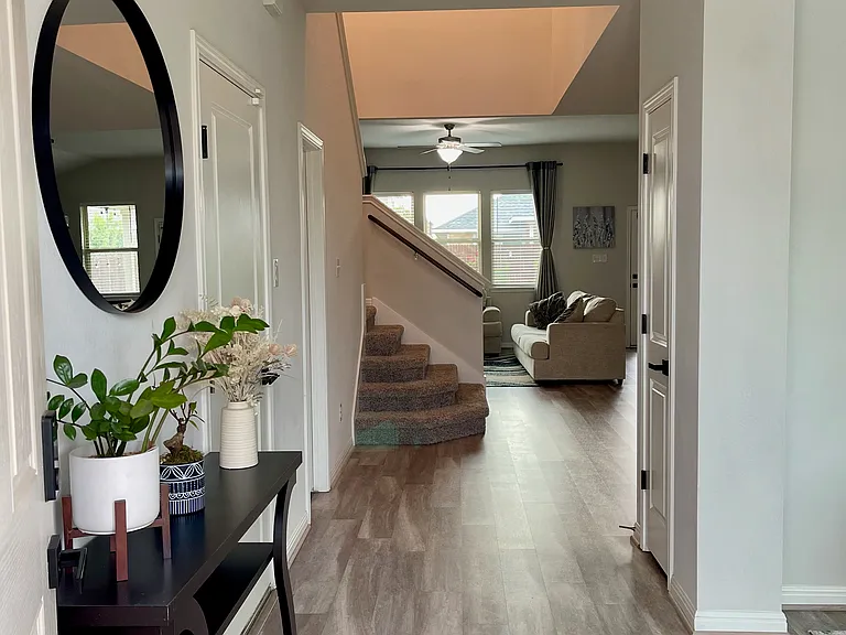 17214 Antioch Ave — Photo 2