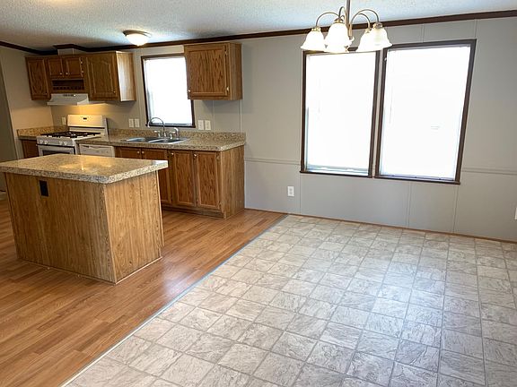 3rd image of 33322 Apple Blossom Ct