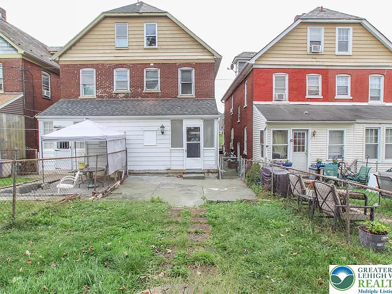 804 Reynolds St — Photo 16