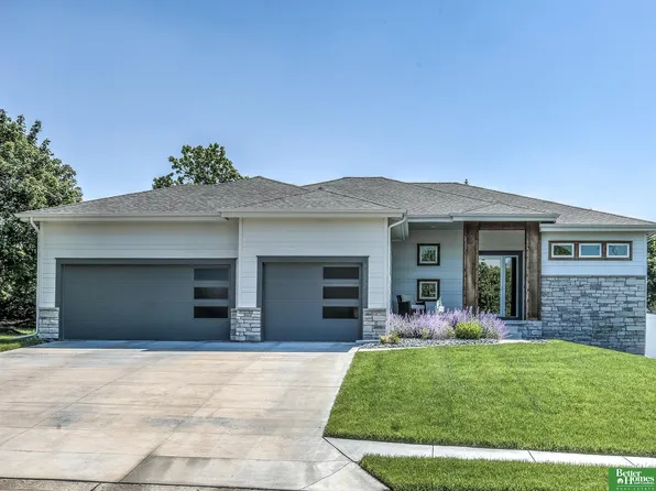 3805 S 192nd Ave, Omaha, NE 68130