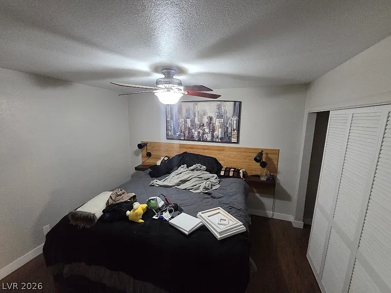 553 Grimsby Ave — Photo 6