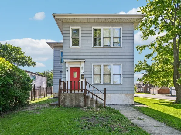 703 N 7th Ave, Maywood, IL 60153