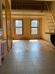 Rented by Peter Meskouris LREB