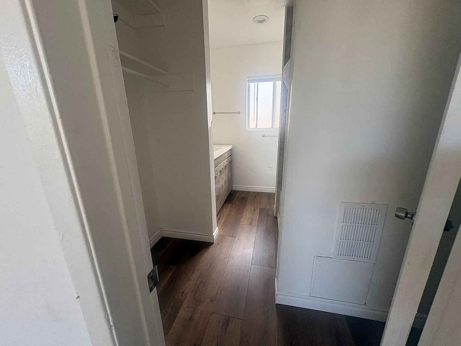 1 bed, 550 sqft, $2,375 — Photo 4