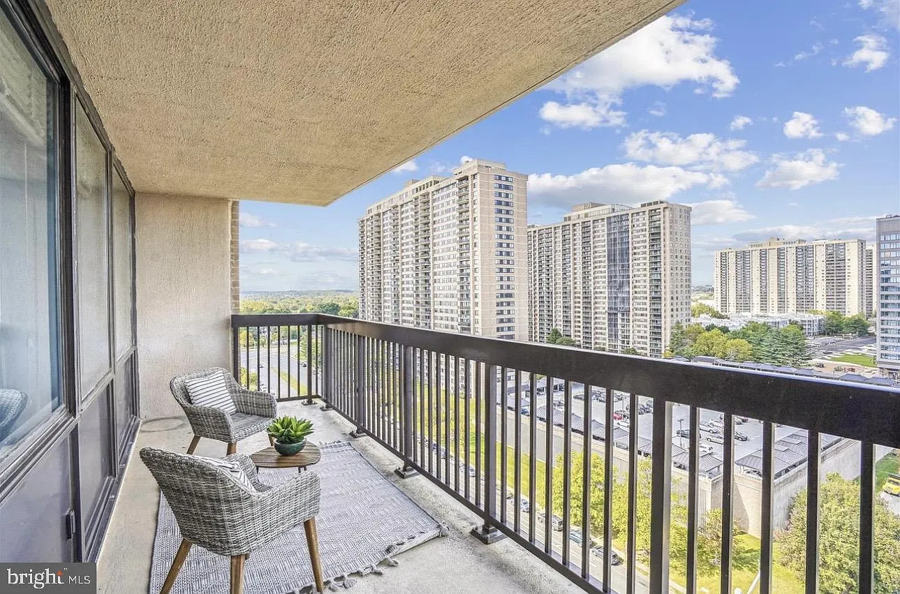 3713 George Mason Dr APT 1506 photo 1