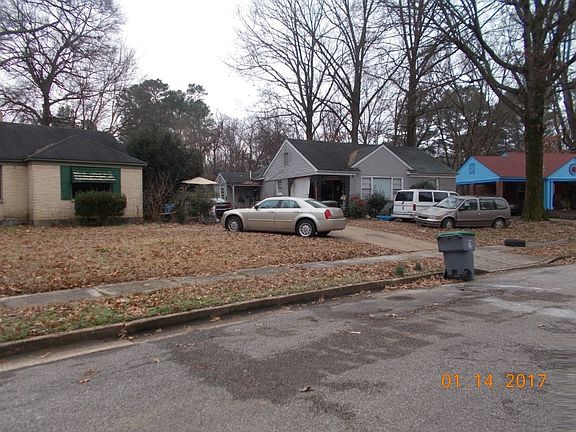 3rd image of 535 Estridge Dr